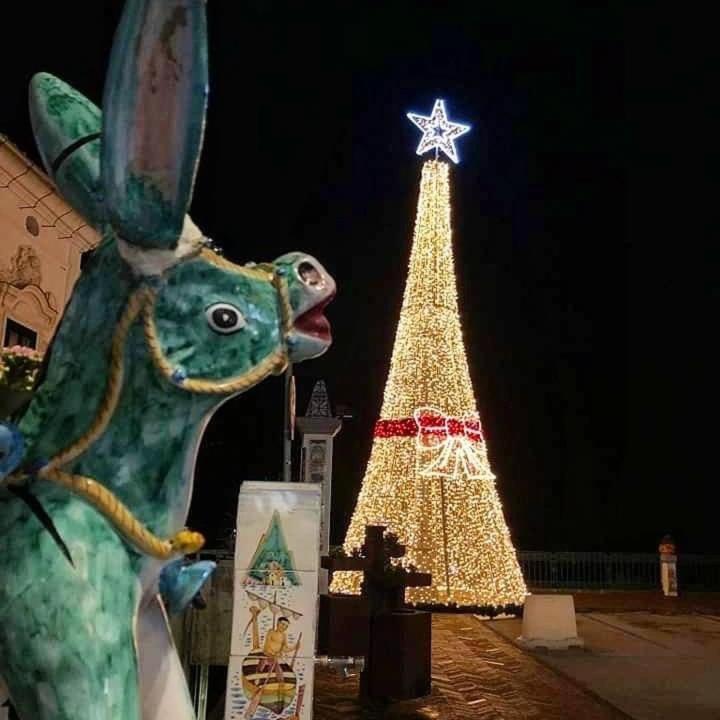 B&B Due Su Due Holiday В'єтрі Екстер'єр фото