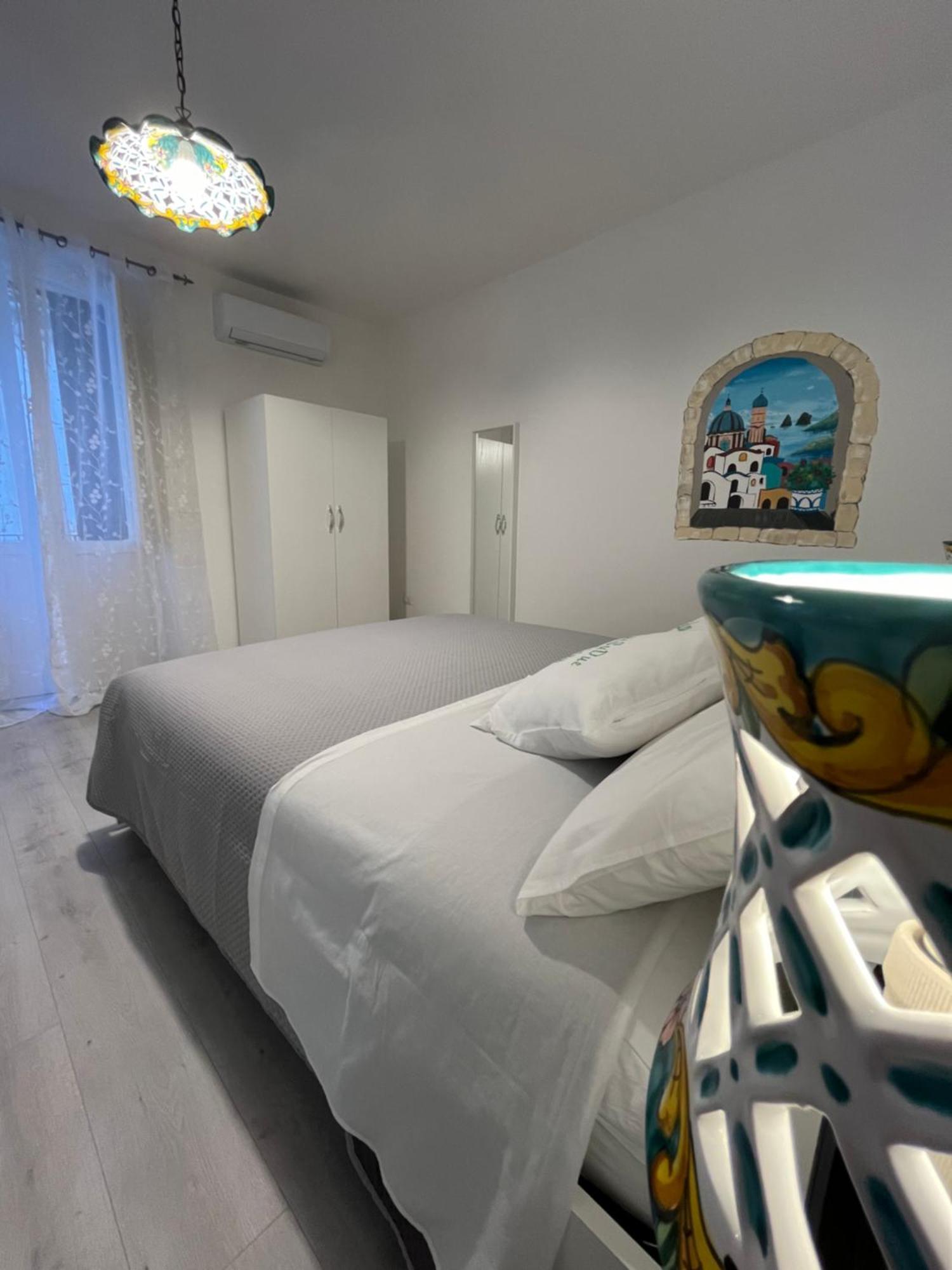 B&B Due Su Due Holiday В'єтрі Екстер'єр фото