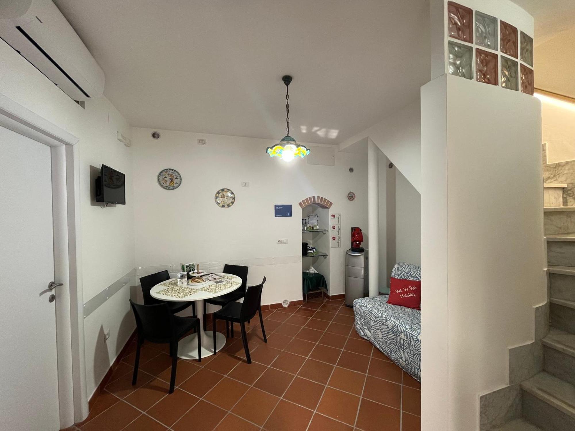 B&B Due Su Due Holiday В'єтрі Екстер'єр фото